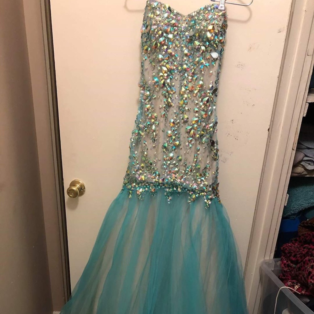 Mermaid style dress